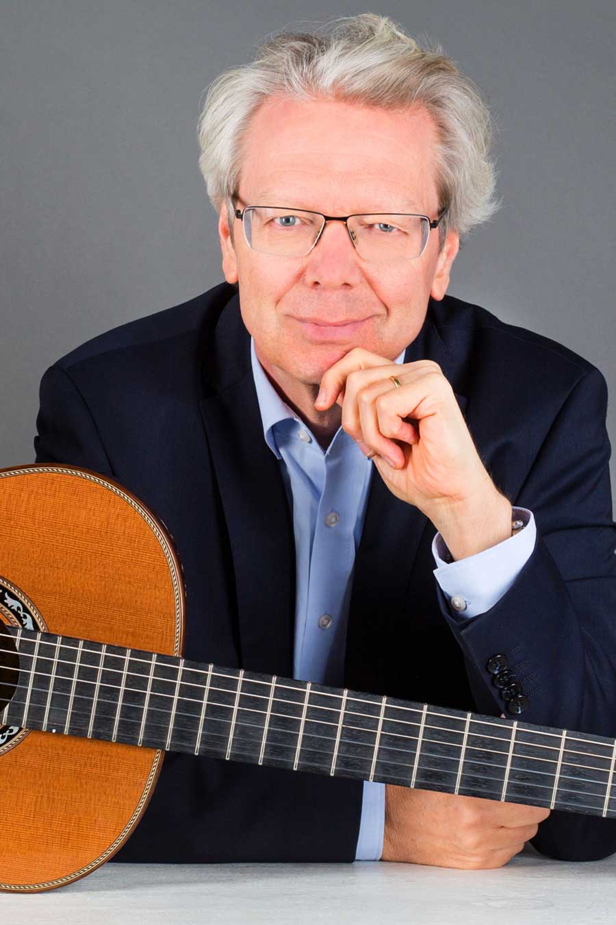 Thomas Kirchhoff Thomas Kirchhoff - Guitar-Festival Iserlohn 2027